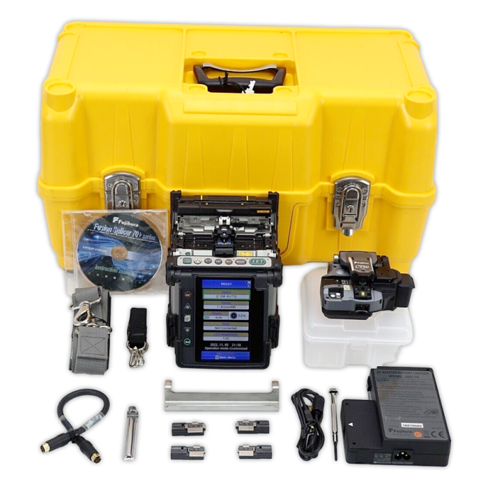 Fujikura 70R+ Splicer unit 400 Splice count
Fujikura BTR-09 battery pack 
Fujikura CT-50 Cleaver
Fujikura DCC-18 charger cable 
Fujikura ADC-18 AC Adapter 
Power Cable for unit  
(1) Fiber Stripper 
(2) Pairs of Fiber Holders
Adjustment Screw
USB