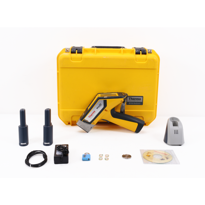 Thermo Scientific Niton XL2 800 with Accesories and Hardcase